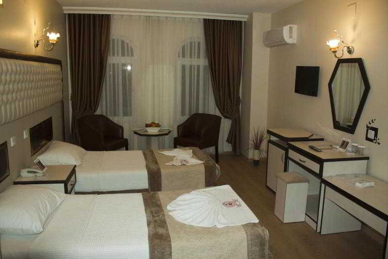 Aktas Hotel Mersin  Exterior photo