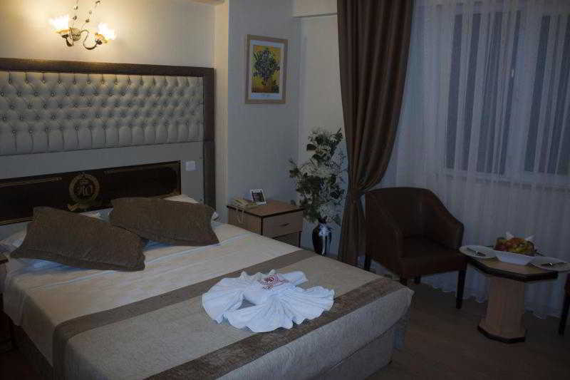 Aktas Hotel Mersin  Exterior photo